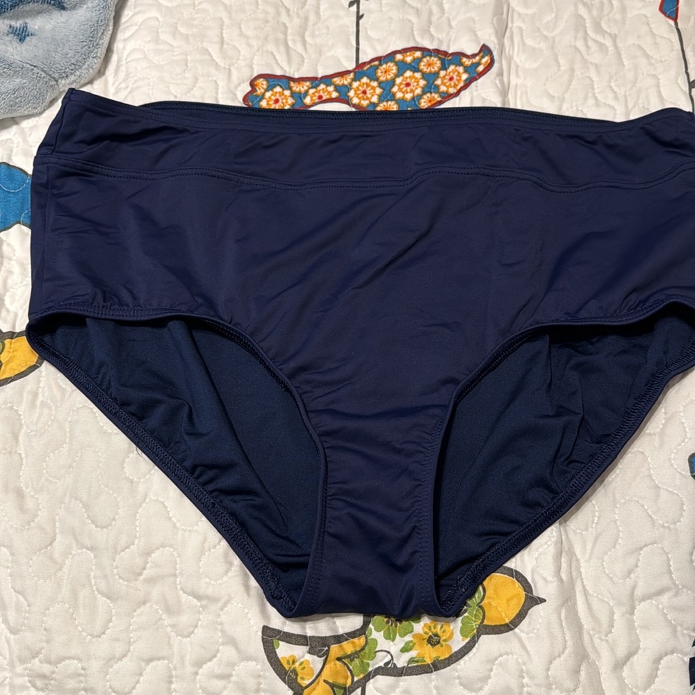 Lands End 18W Swimsuit - Picture 3 of 7